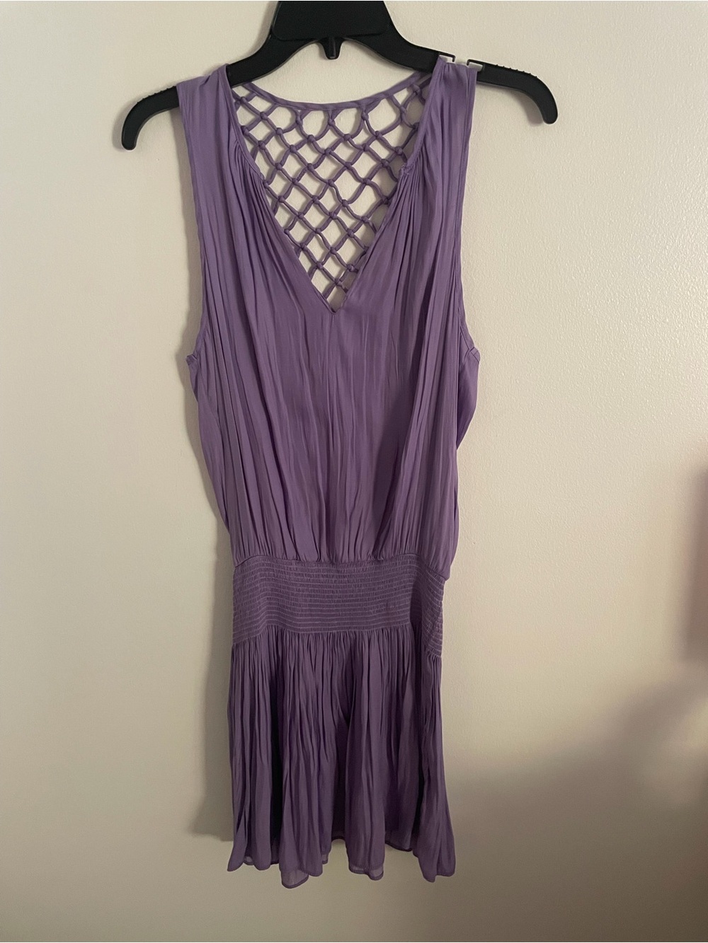 Lavender Sleeveless V-Neck Smocked Waist Mini Dress Size M